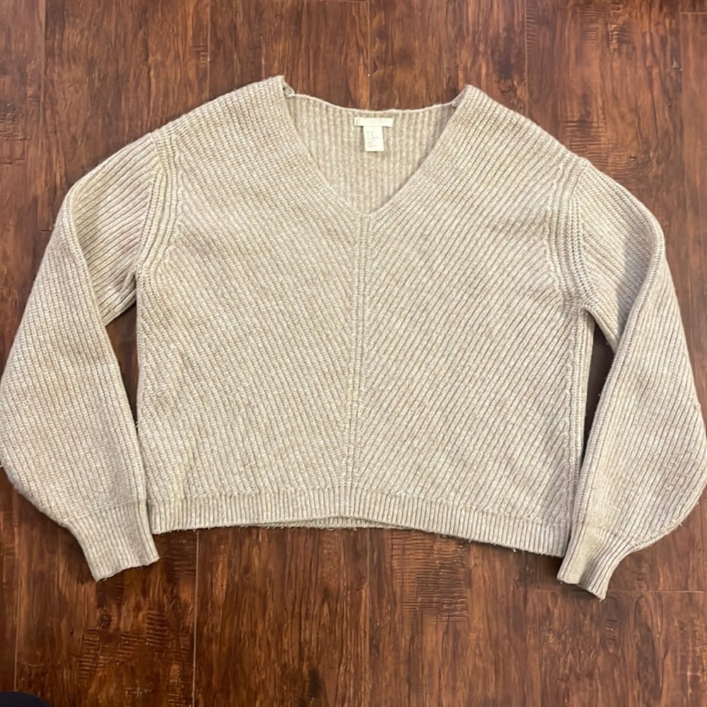 H & M Wool Blend Crop Sweater Oversized Knit Tan Grey